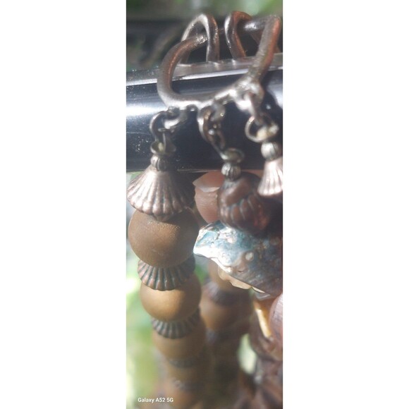 18" 3 strand vintage pearl and abalone with wood and silvertone bead necklace - Picture 11 of 12